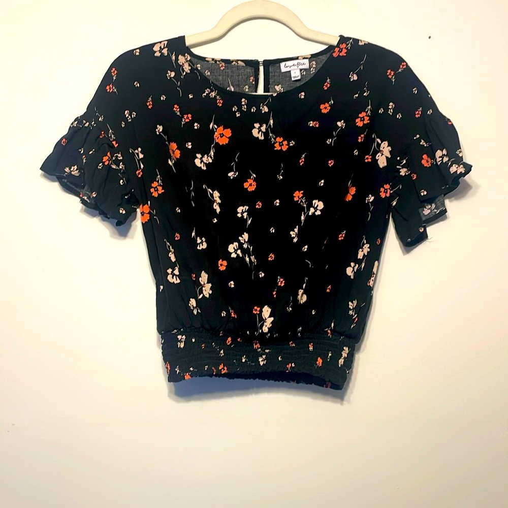 Love, Fire mid drift floral short sleeve shirt